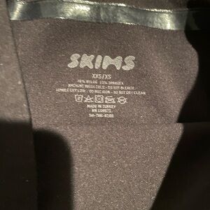 Skims core control thong
